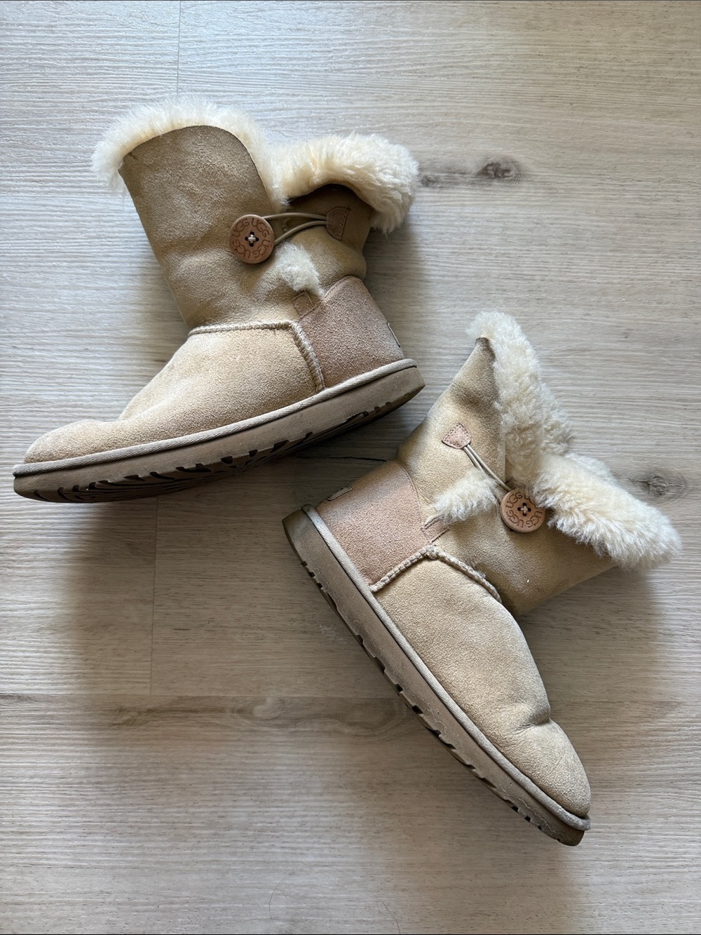 Women's Tan Shearling Button Boot - Cozy Faux Fur Lining